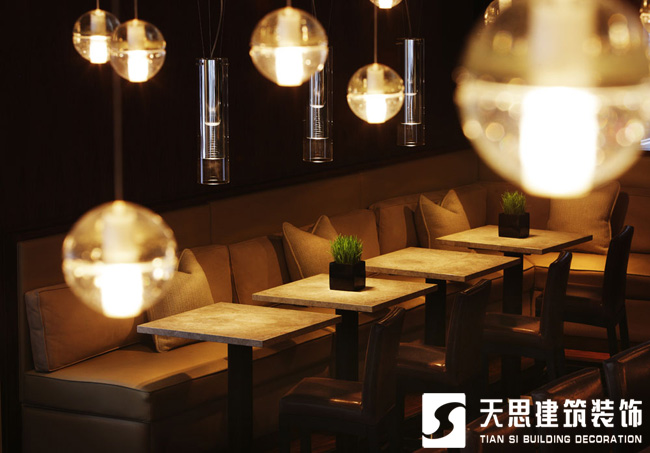 <a href=http://m.jstongyue.com/anli/ target=_blank class=infotextkey>合肥工裝</a>公司